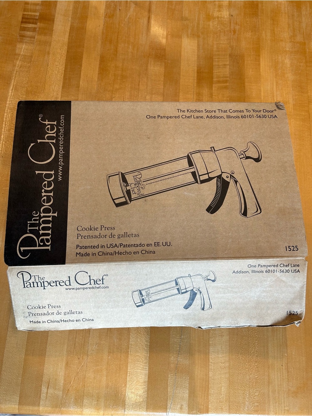 The Pampered Chef  Cookie Press